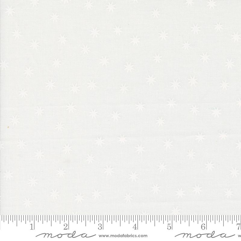 Hey Boo Ghost White - Quilt Fabric