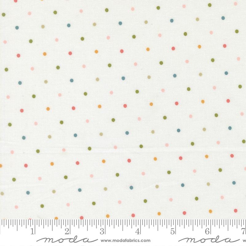 Wild Honey Magic Dot Daisy - Quilt Fabric