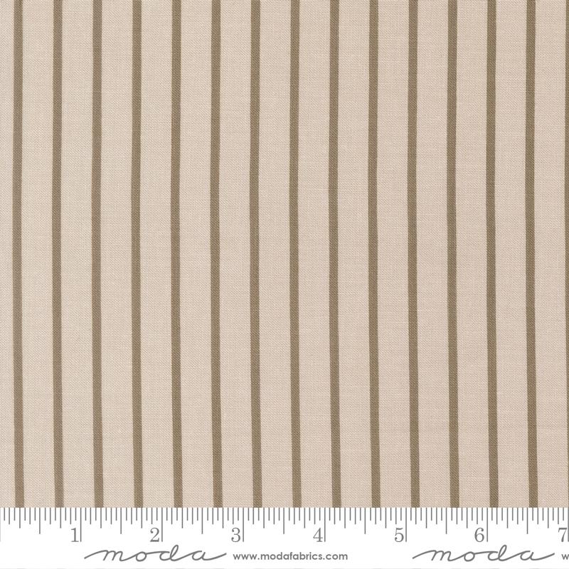 Magic Stripe Silver - Quilt Fabric, zoomed in. Select this picture to zoom back out.