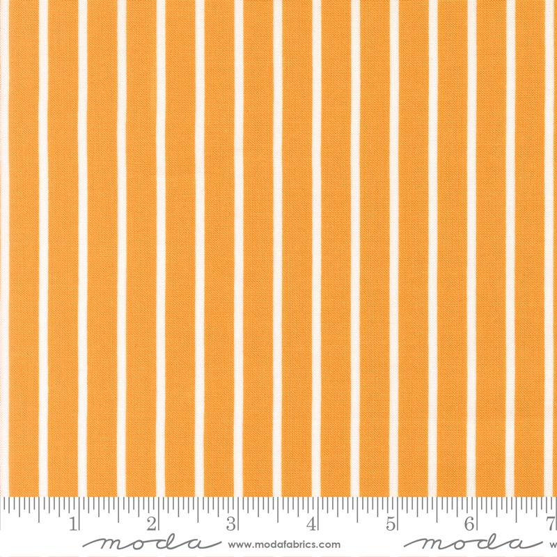 Magic Stripe Honey - Quilt Fabric, zoomed in. Select this picture to zoom back out.