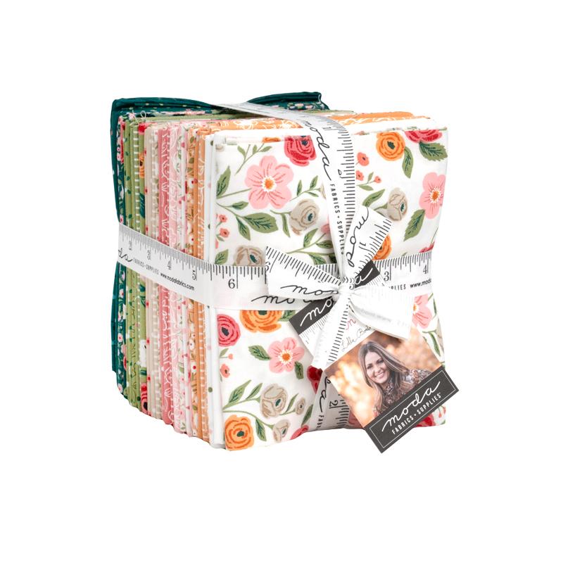 Garden Glam - Fat Quarter Bundle, zoomed in. Select this picture to zoom back out.
