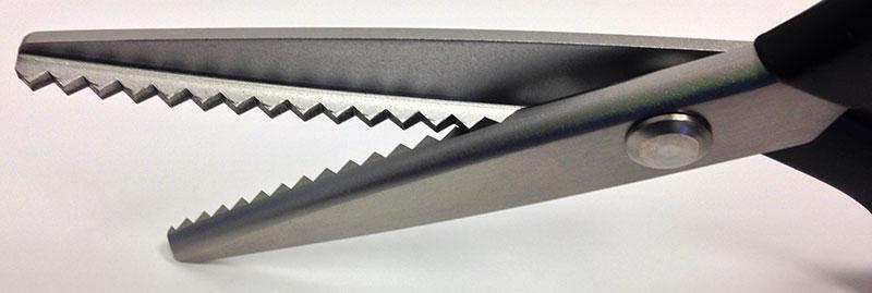 Kai Scissors - Pinking Shears 9"