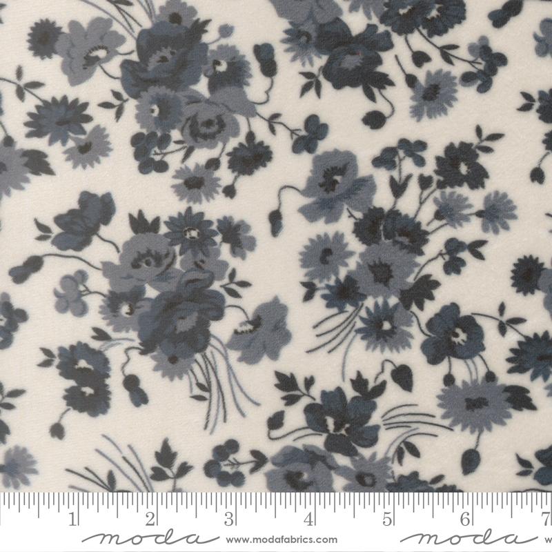 Nantucket Summer Quilting Cuddle Cream - Quilt Fabric