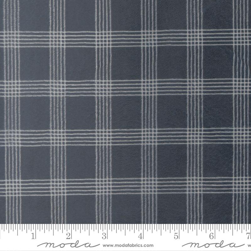 Nantucket Summer Quilting Cuddle Navy - Quilt Fabric