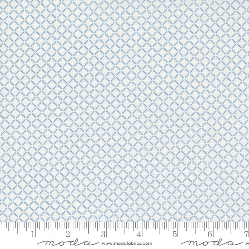 Nantucket Summer Diamond Cream Blue - Quilt Fabric