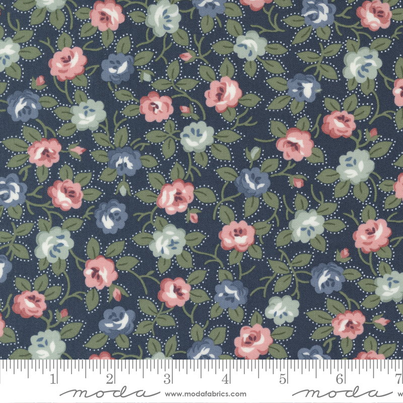 Sunnyside Blooming Navy - Quilt Fabric