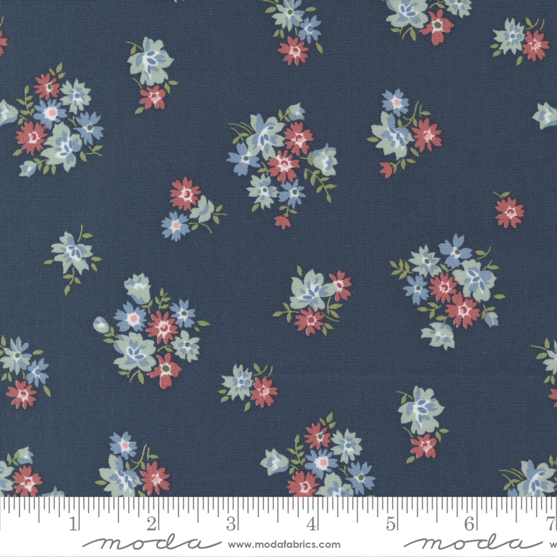 Sunnyside Fresh Cuts Navy - Quilt Fabric