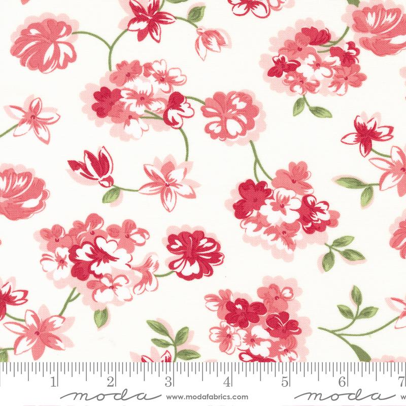 Lighthearted Garden Cream - Florals - Quilt Fabric