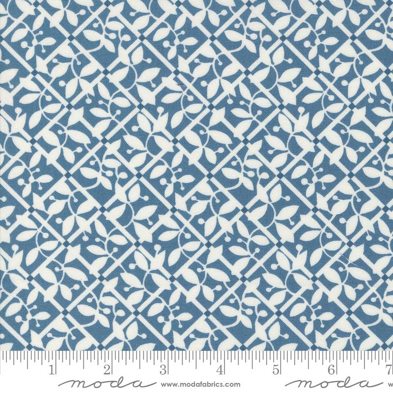 Shoreline Medium Blue - Quilt Fabric