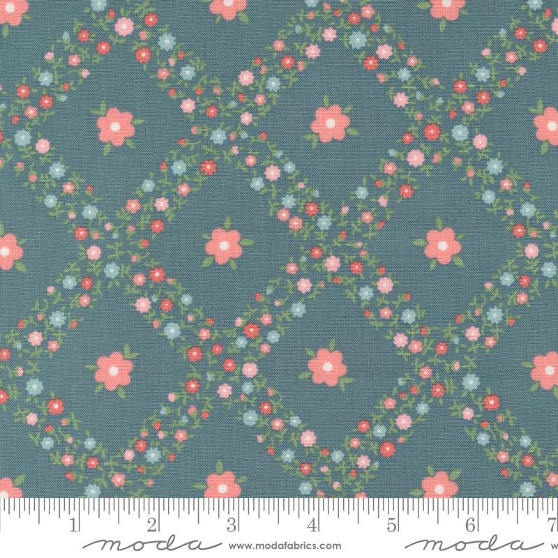 Rosemary Cottage Lake - Quilt Fabric