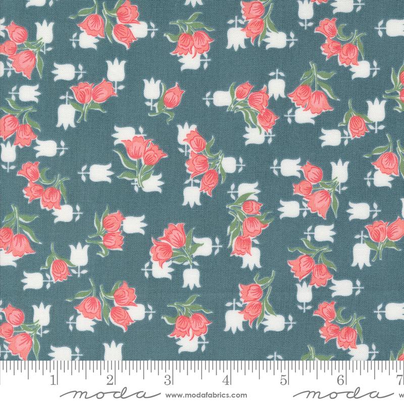 Rosemary Cottage Lake - Quilt Fabric