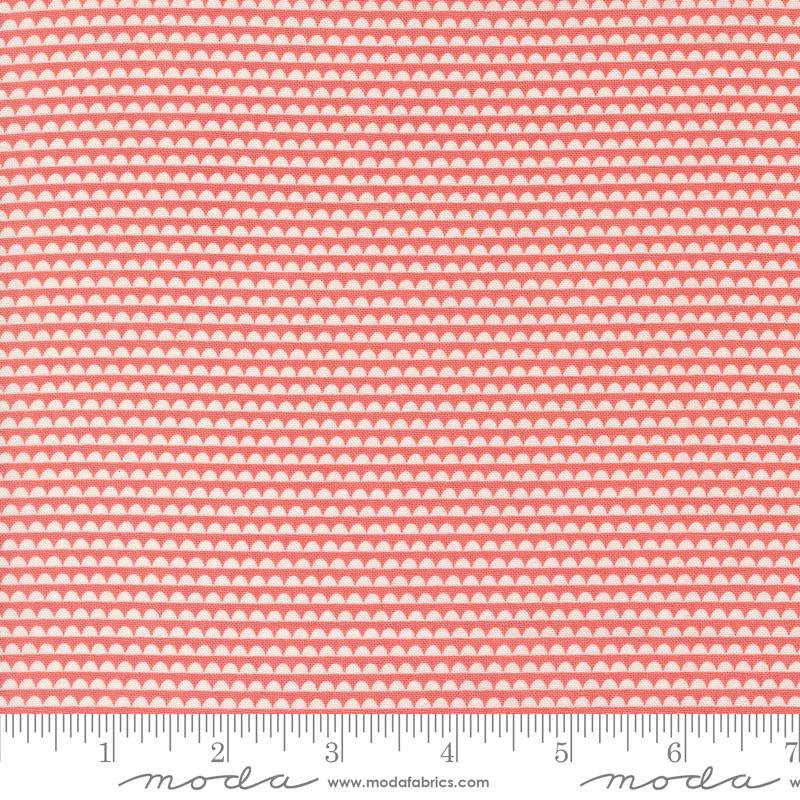 Rosemary Cottage Strawberry - Quilt Fabric