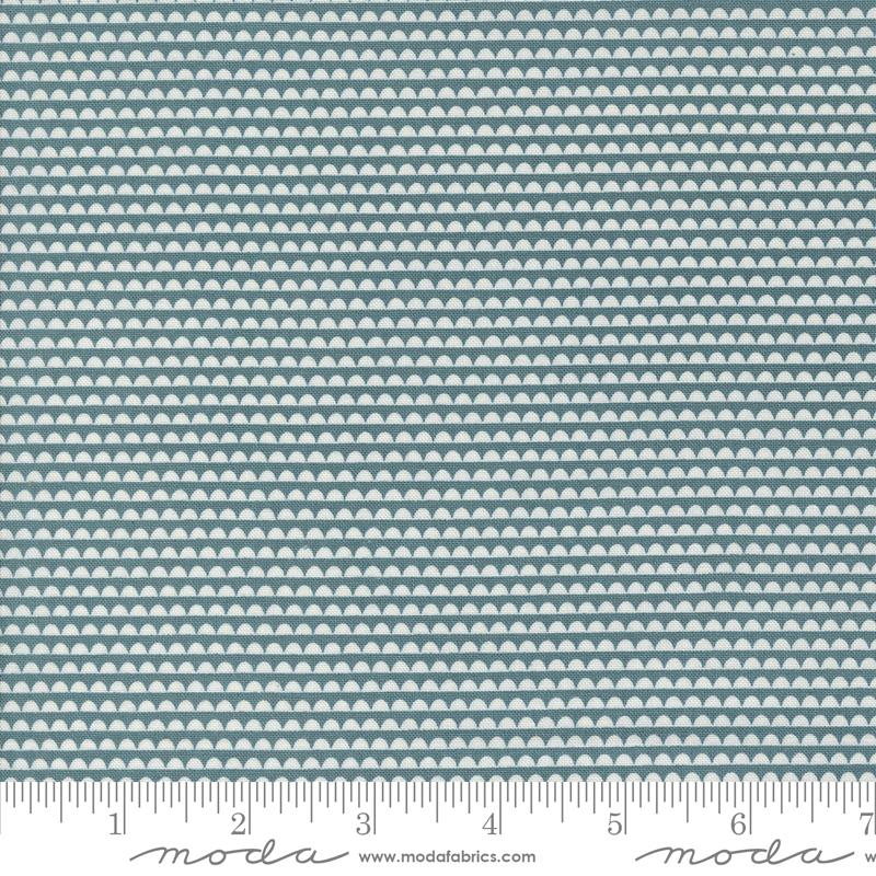 Rosemary Cottage Lake - Quilt Fabric