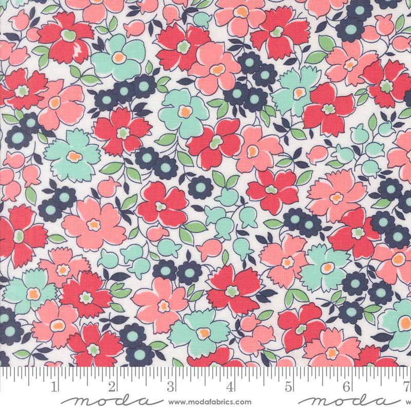 Summertime Flowers Cream - Quilt Fabric