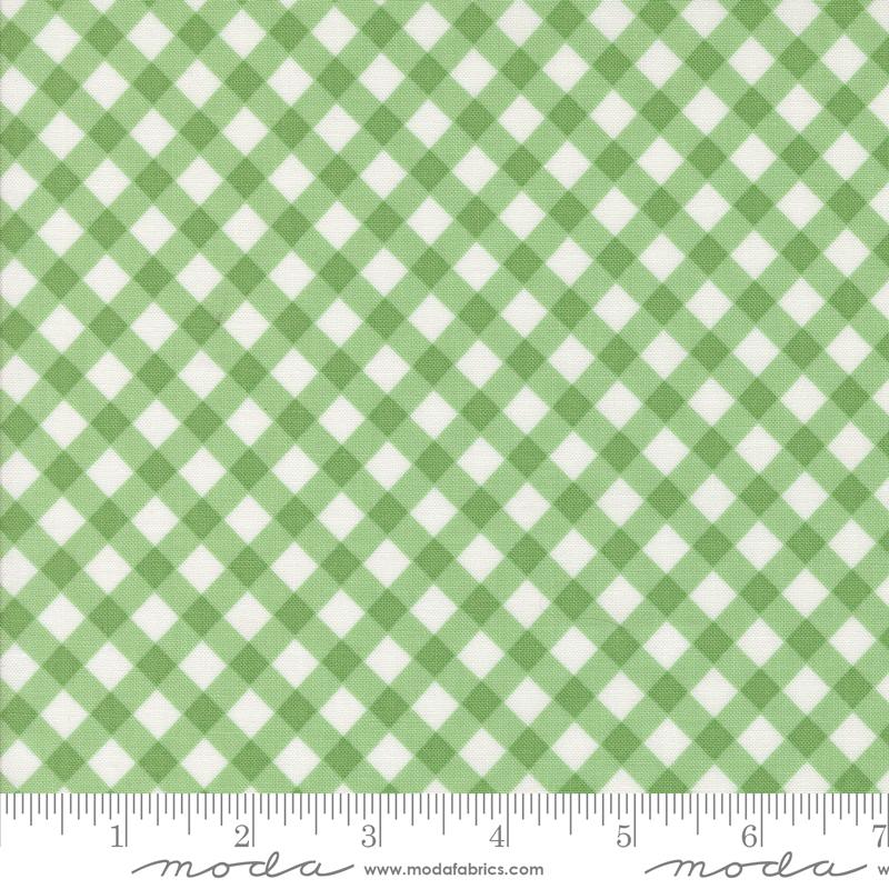 Summertime Gingham Green - Quilt Fabric