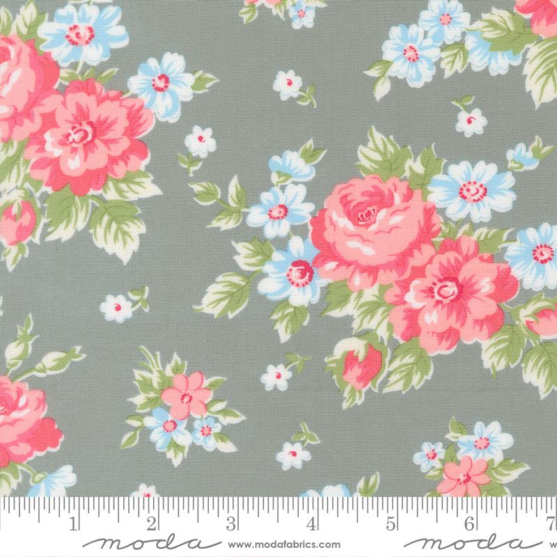 A Cat Named Stitch Flowers Tabby - Quilt Fabric