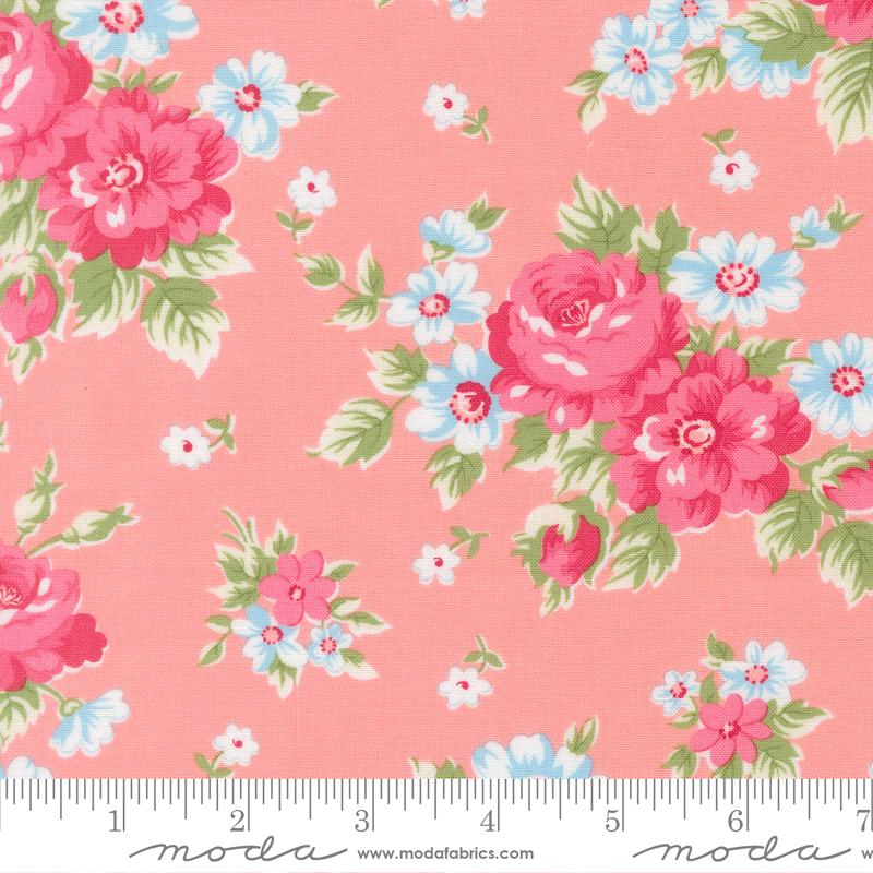A Cat Named Stitch Flowers Blush - Quilt Fabric
