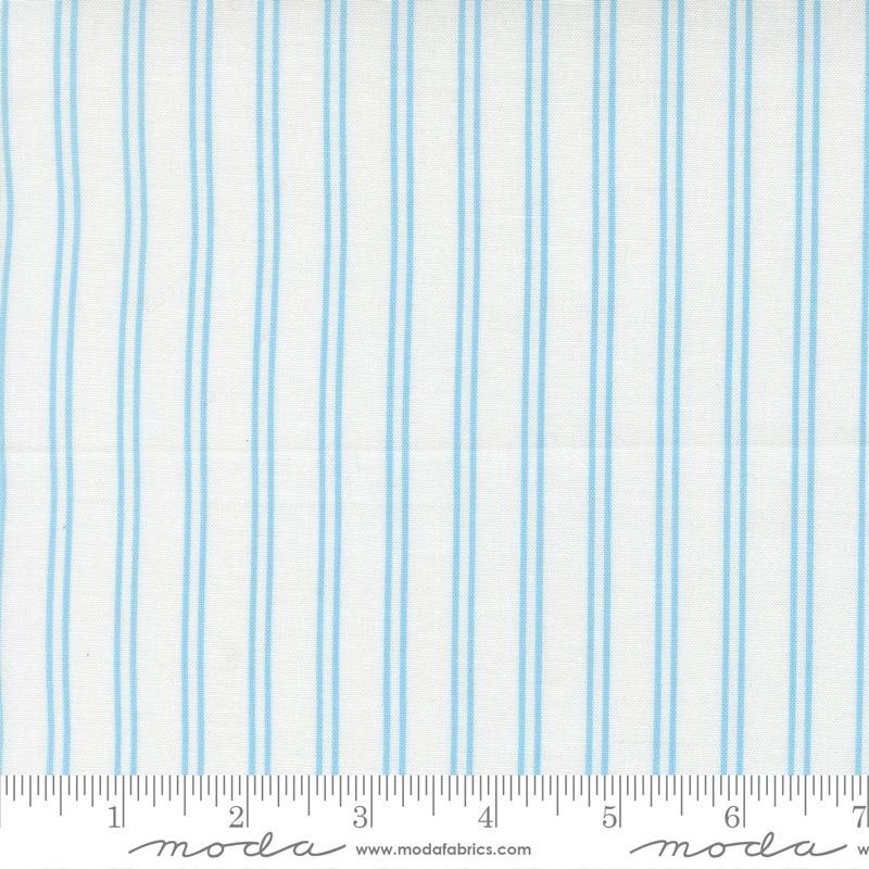 A Cat Named Stitch Stripe Cream Sky - Quilt Fabric