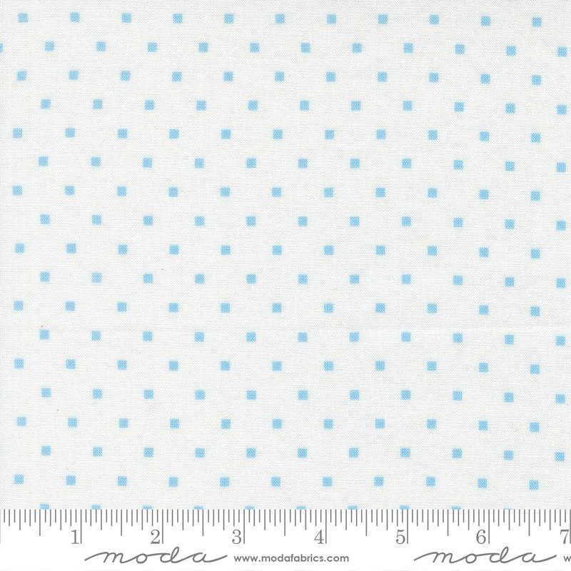 A Cat Named Stitch Dots Cream Sky - Quilt Fabric