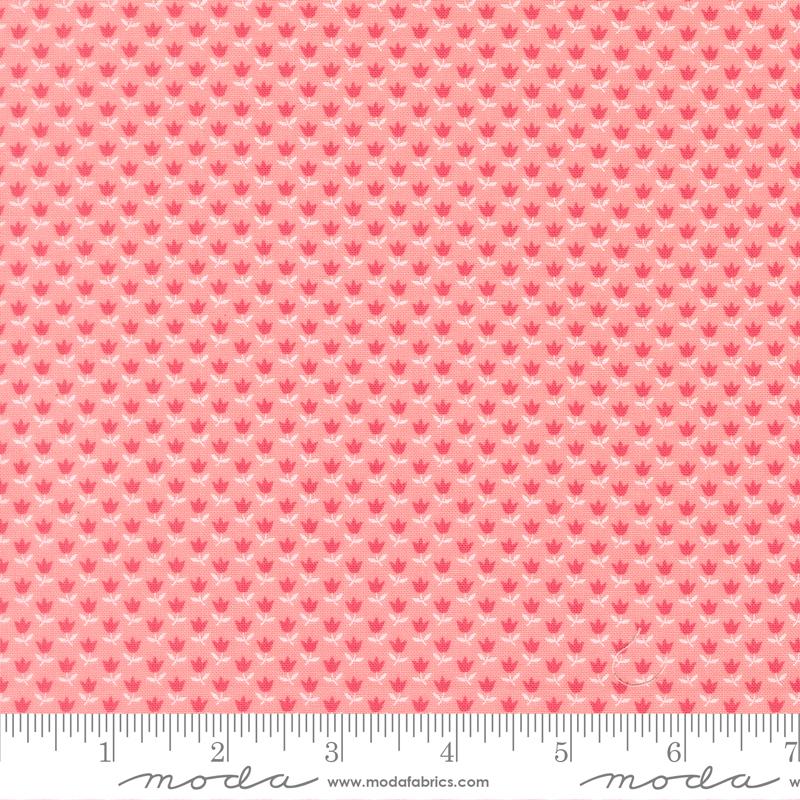 A Cat Named Stitch Tulip Blush - Quilt Fabric