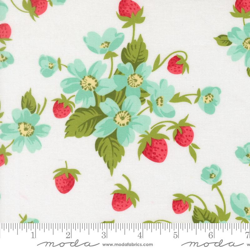 Bloomsberry Flower White - Quilt Fabric, zoomed in. Select this picture to zoom back out.