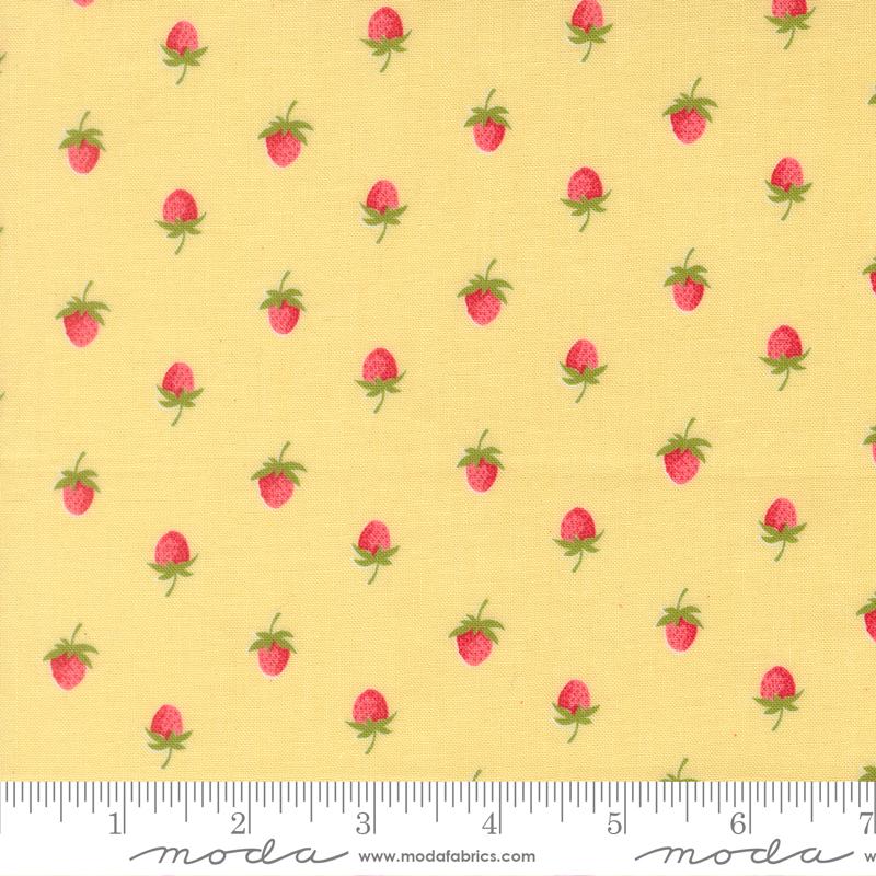 Bloomsberry Berry Buttermilk - Quilt Fabric, zoomed in. Select this picture to zoom back out.