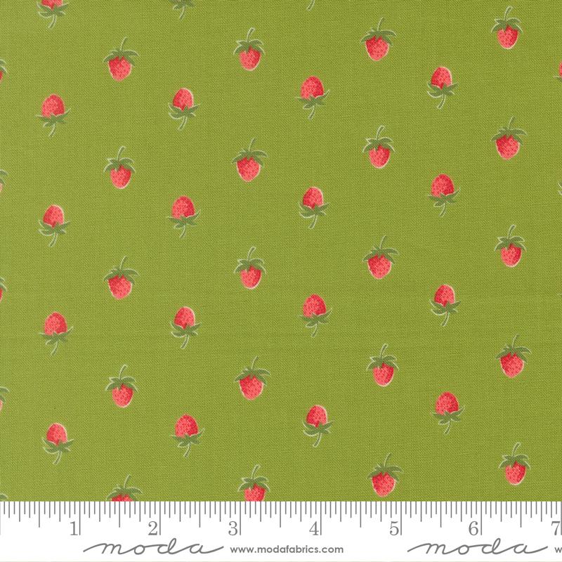 Bloomsberry Berry Leaf - Quilt Fabric, zoomed in. Select this picture to zoom back out.