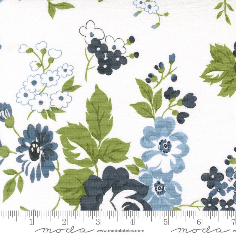 Stars And Stripes Floral White - Quilt Fabric, zoomed in. Select this picture to zoom back out.