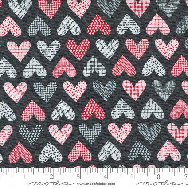 Flirt Hearts Black - Quilt Fabric