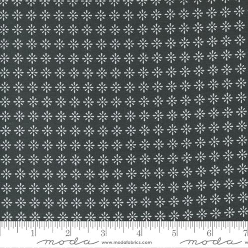 Flirt Bouquet Black - Quilt Fabric