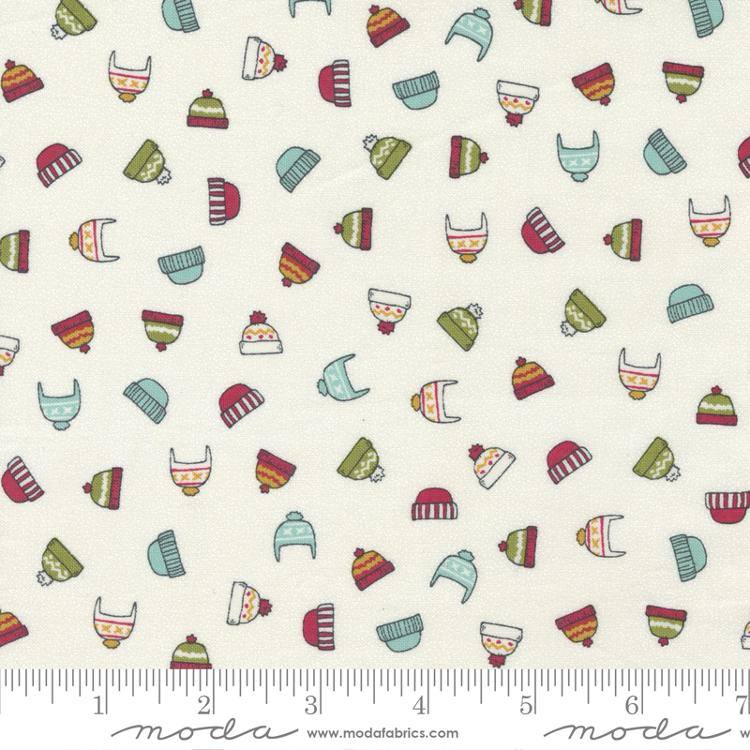 Snowkissed Vanilla - Bundle Up Christmas Hats - Quilt Fabric