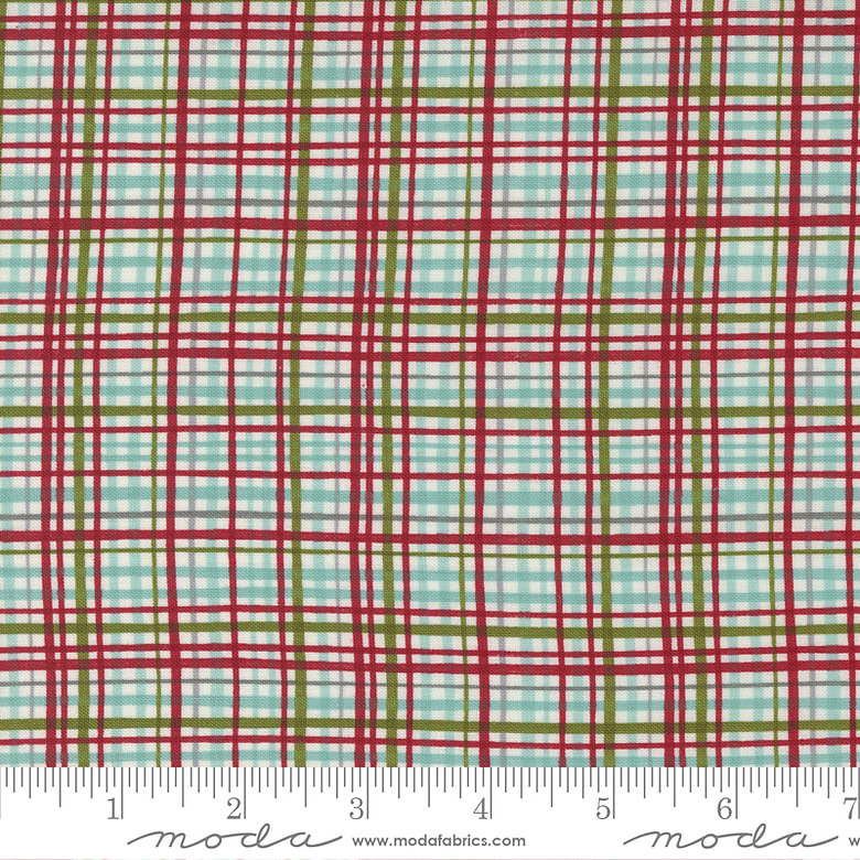 Snowkissed Multi - Quilt Fabric, zoomed in. Select this picture to zoom back out.
