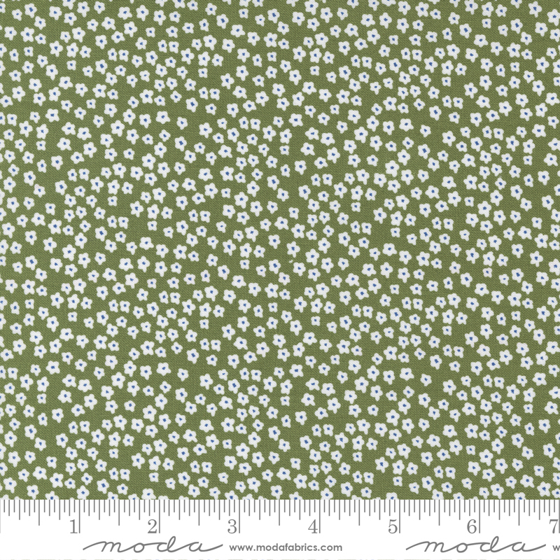 Graze Blooms Green - Quilt Fabric