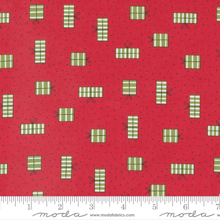 Blizzard Red - Wrapped Up Christmas Presents - Quilt Fabric