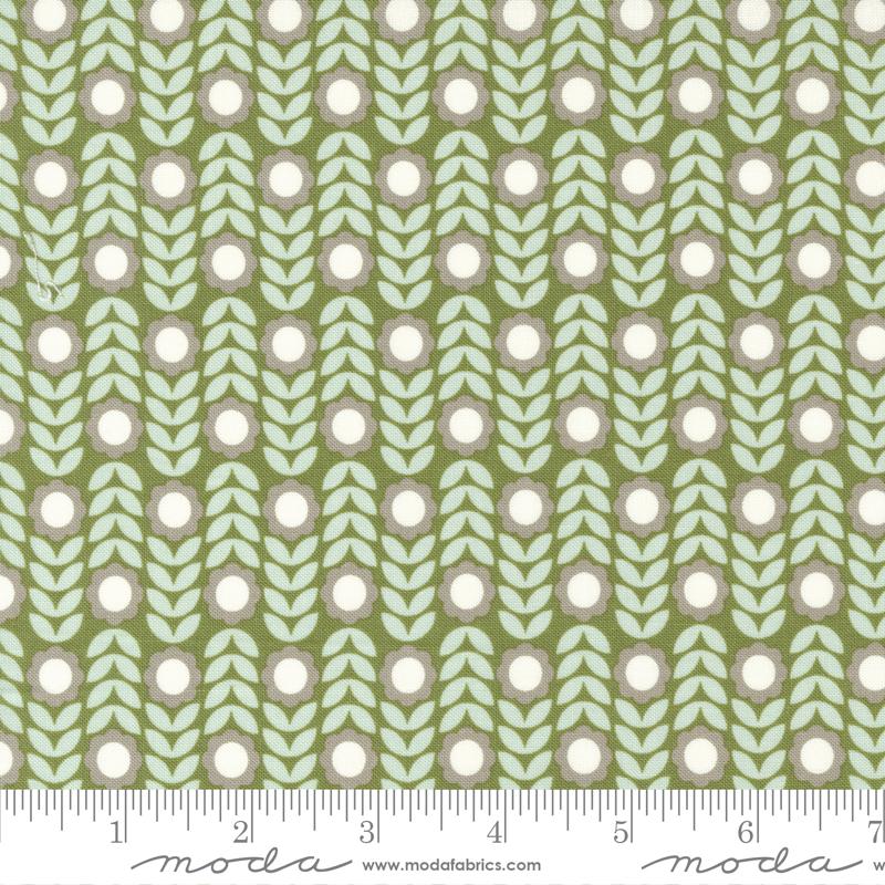 Main Street Grass - Flower Shop Florals - Quilt Fabric