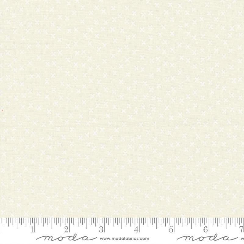 Vintage X Cream White - Quilt Fabric