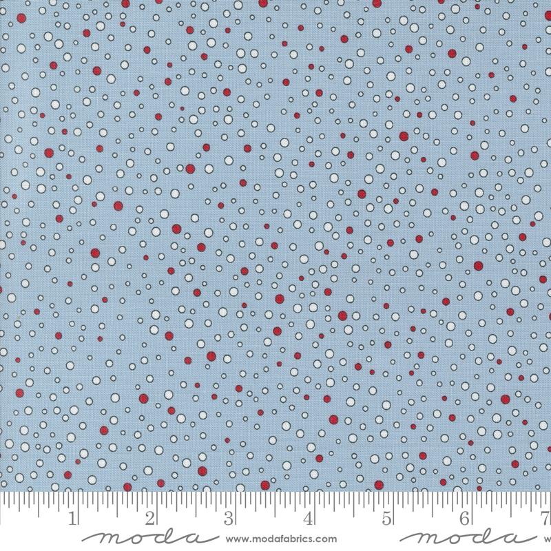 On Dasher Snowballs Frost - Quilt Fabric