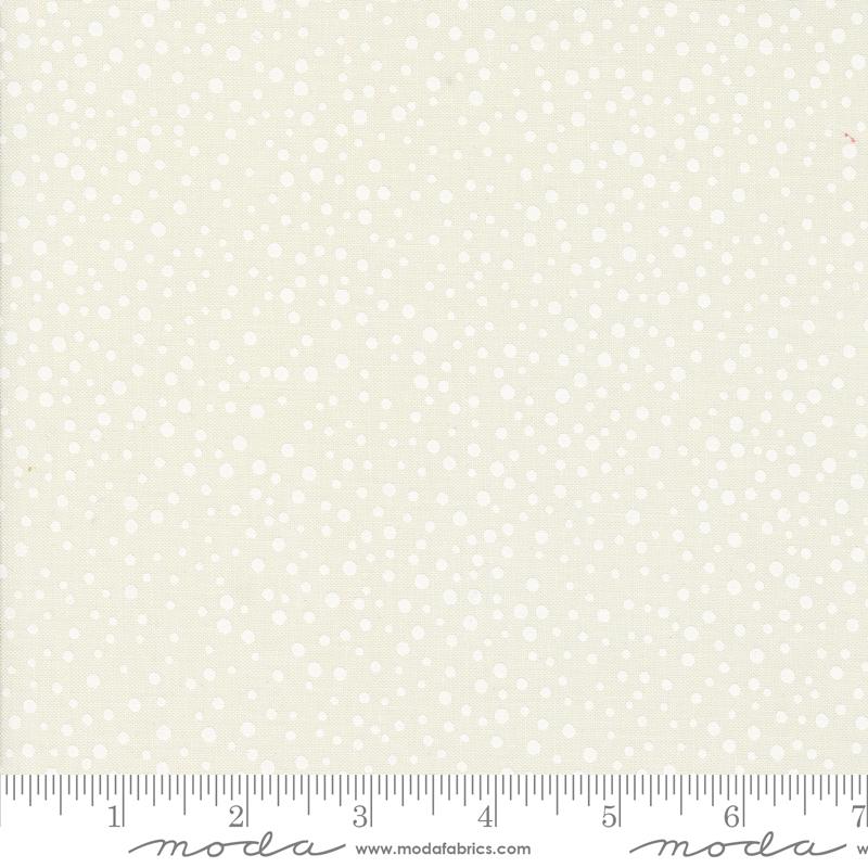 On Dasher Snowballs Vanilla White - Quilt Fabric