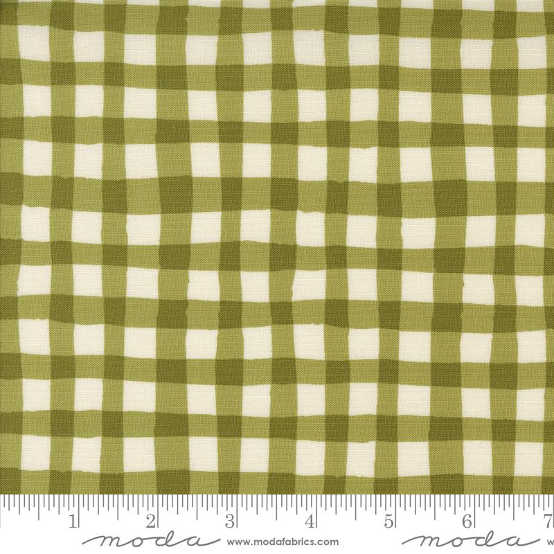Emmitt and Ivy Gingham - Pine - Christmas Quilt Fabric