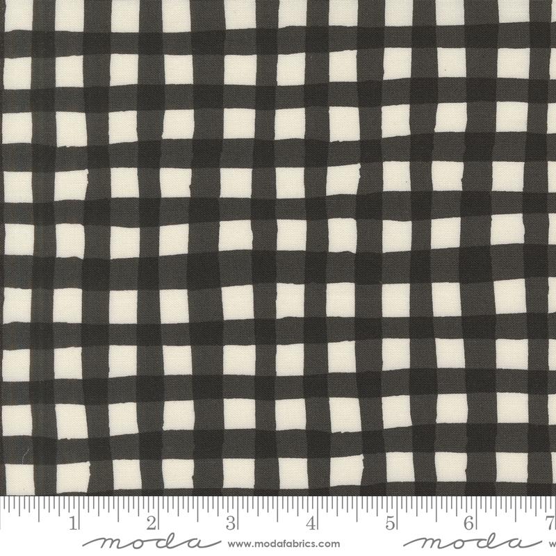 Emmitt and Ivy Gingham - Black - Christmas Quilt Fabric