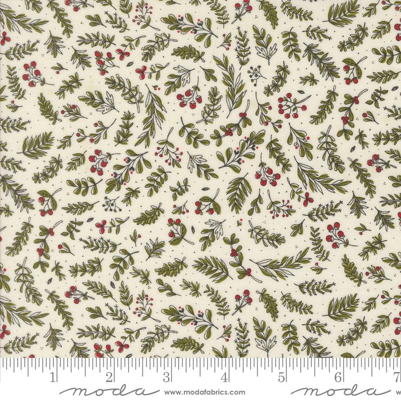 Emmitt and Ivy Holly - Vanilla - Christmas Quilt Fabric