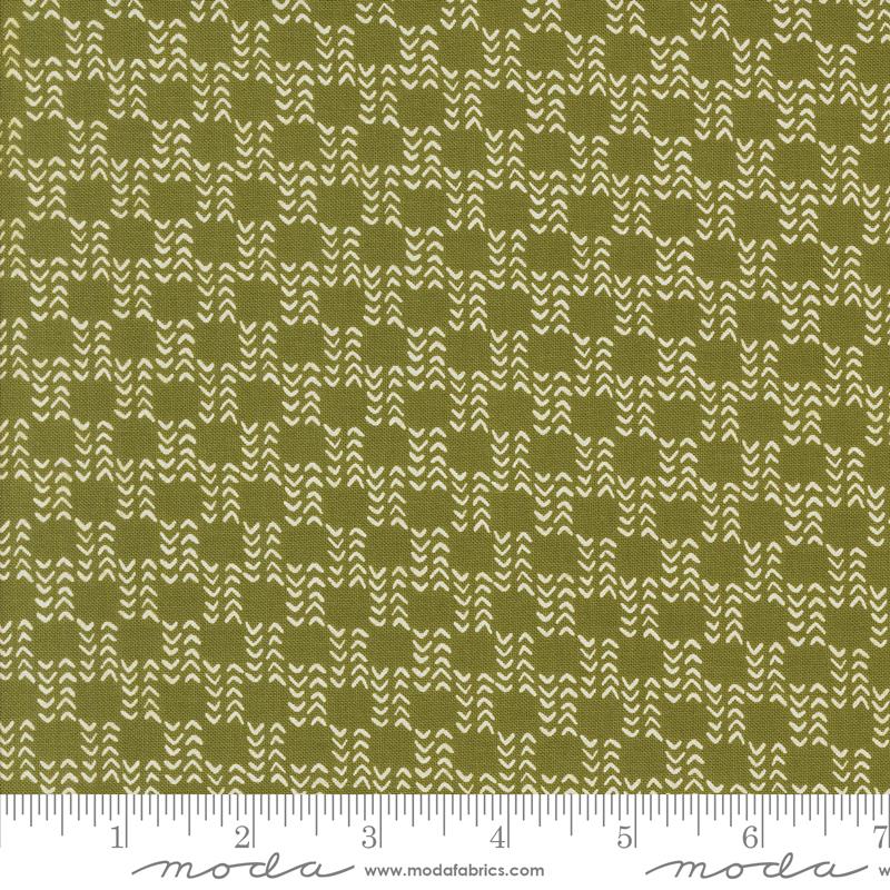 Emmitt and Ivy Sweater - Pine - Christmas Quilt Fabric