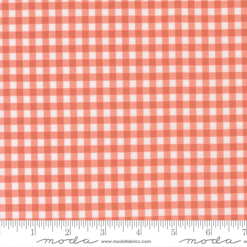 Lucky Gingham Flower - Quilt Fabric