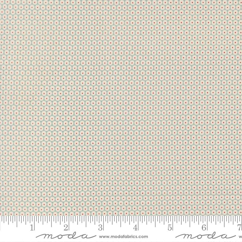 Chilly Snowball Storm - Quilt Fabric