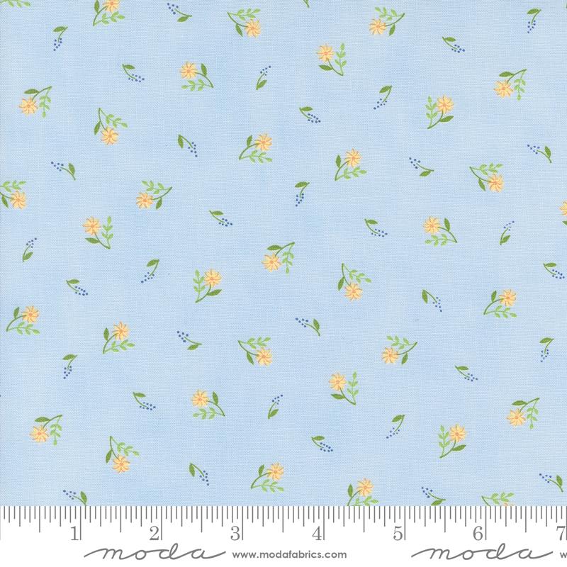 On Lake Time Flower - Sky Blue - Quilt Fabric