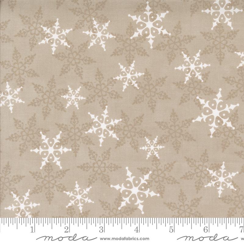 Winter Friends Snowflake Fog - Christmas Quilt Fabric