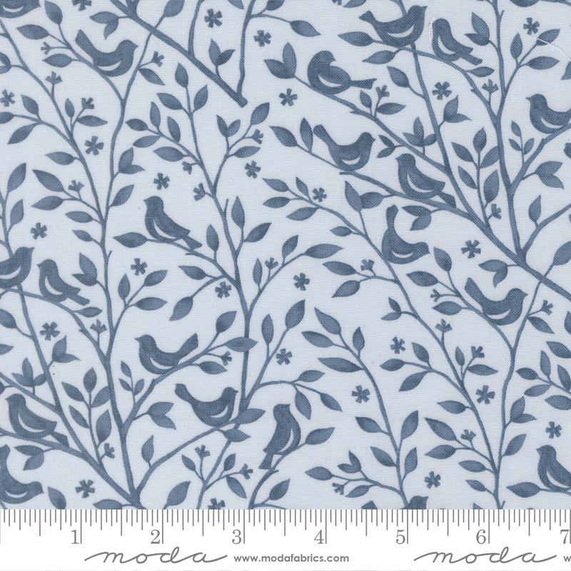 Family Tree Branch Mist - Quilt Fabric