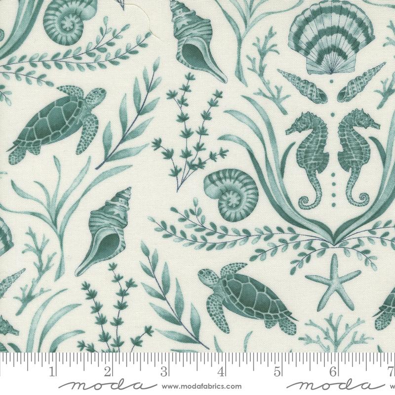 Seaside Underwater Seafoam White Aqua - Quilt Fabric, zoomed in. Select this picture to zoom back out.
