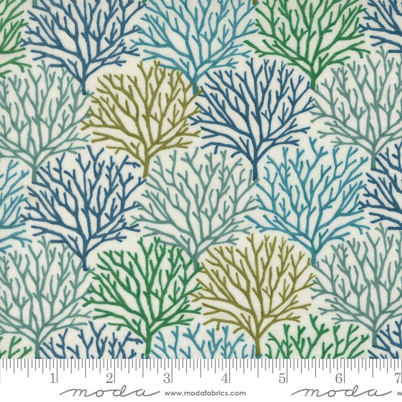 Seaside Coral Seafoam White - Quilt Fabric, zoomed in. Select this picture to zoom back out.