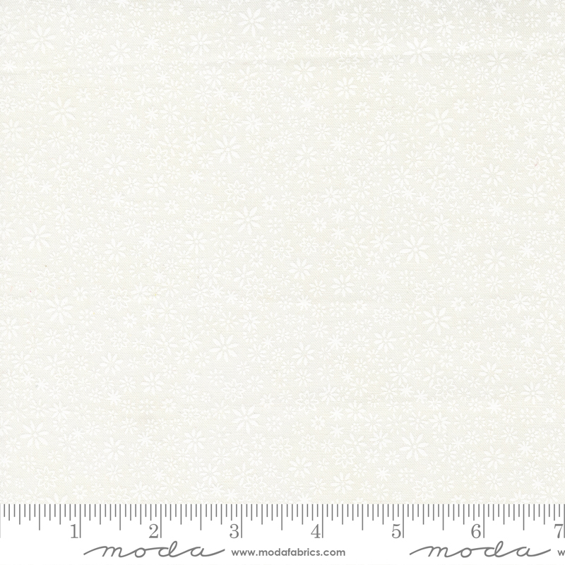 Winter Flurries Snow - Snow Storm Flower - Quilt Fabric